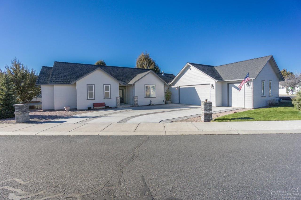 4305 Callaway Court - Photo 1