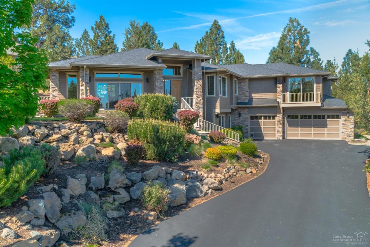 3375 Starview Drive - Photo 1