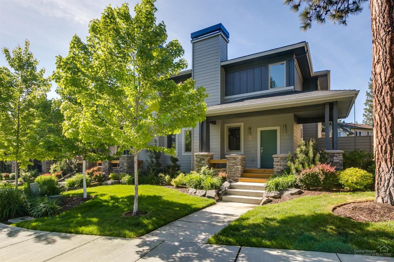 1595 Milwaukee Avenue - Photo 1