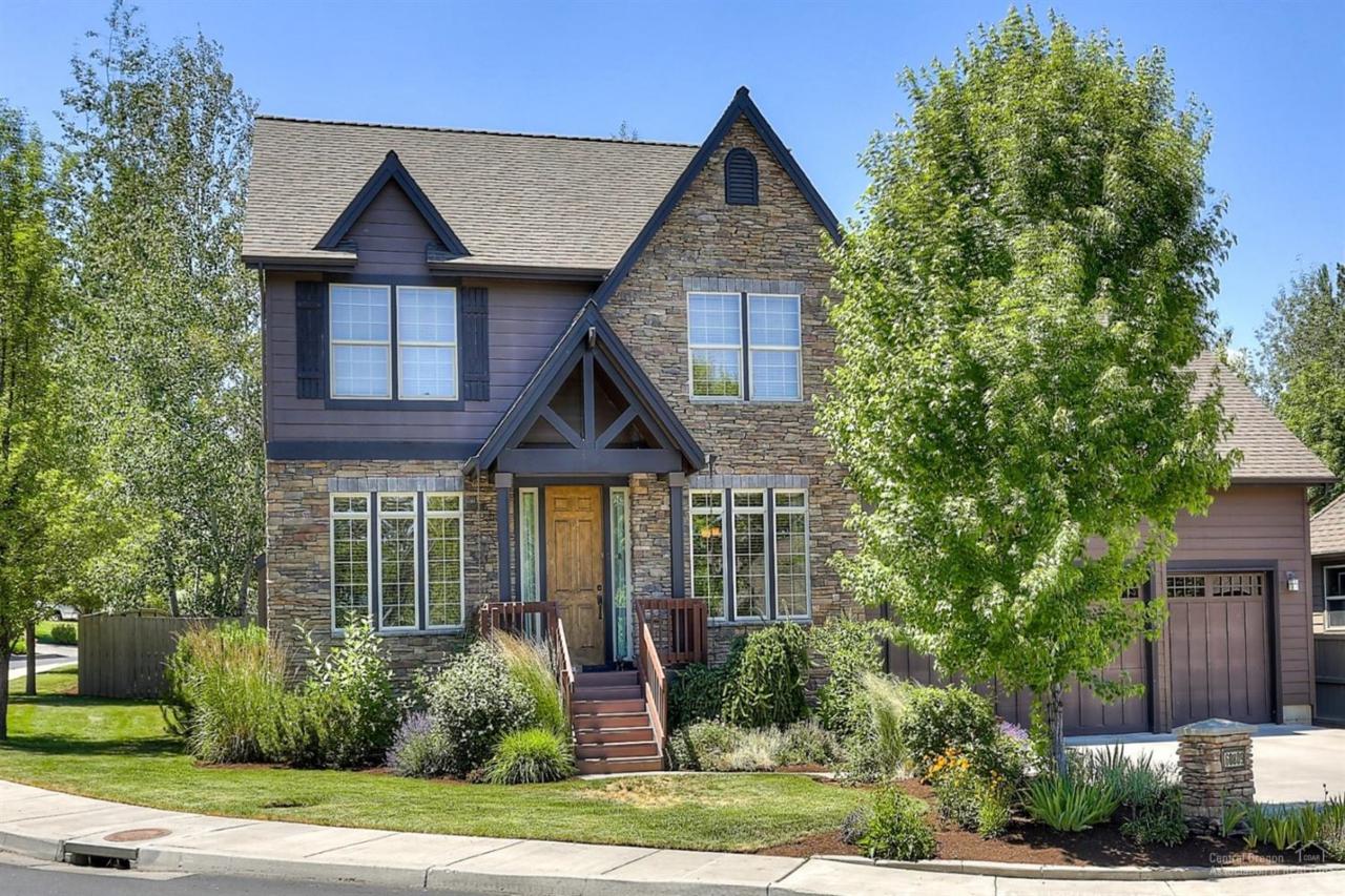 60809 Cobblestone Place - Photo 1