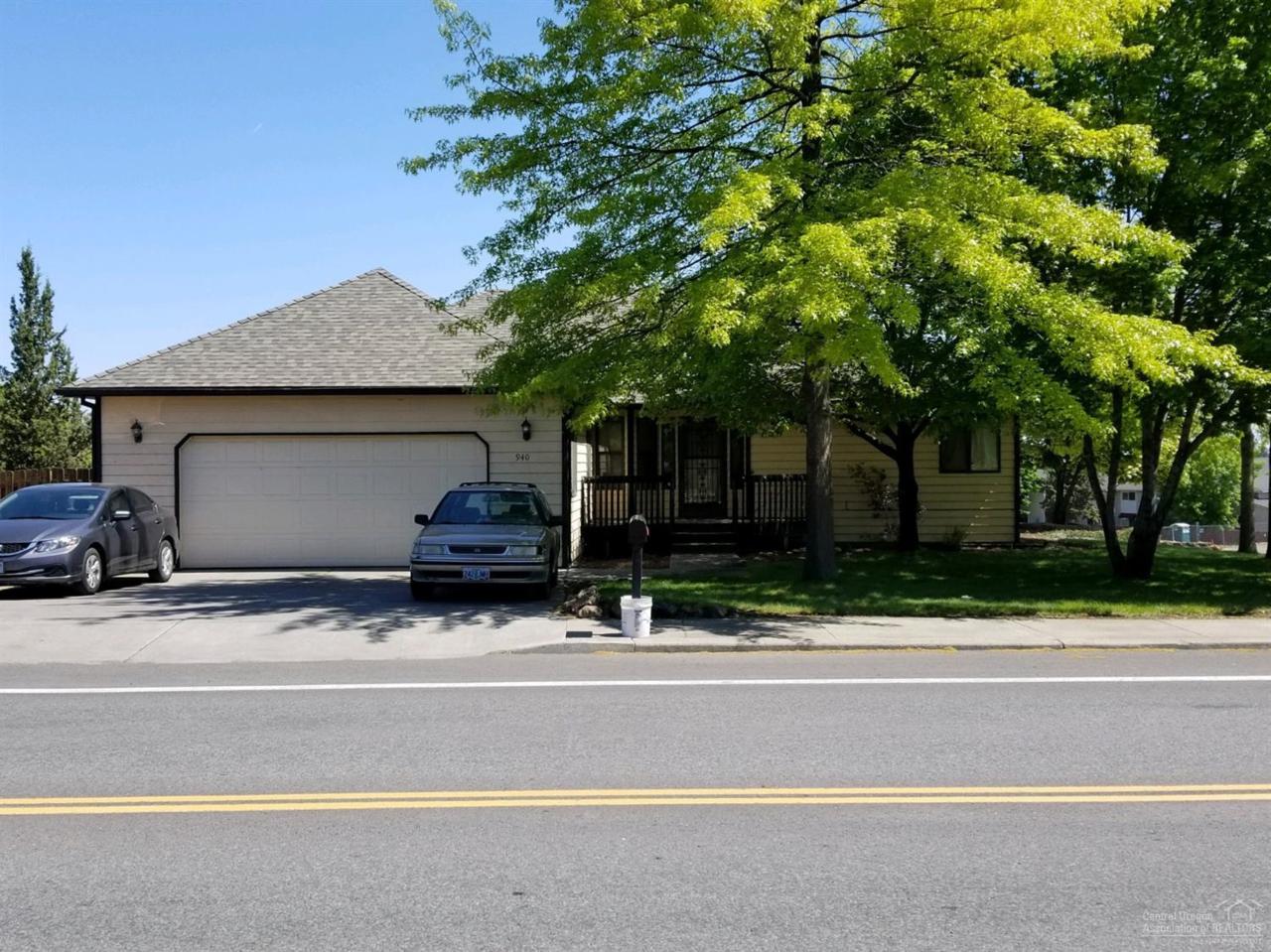 940 Purcell Boulevard - Photo 1