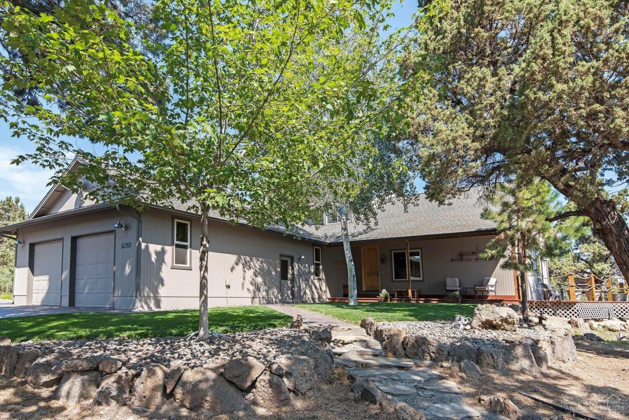 62205 Chickadee Lane - Photo 1