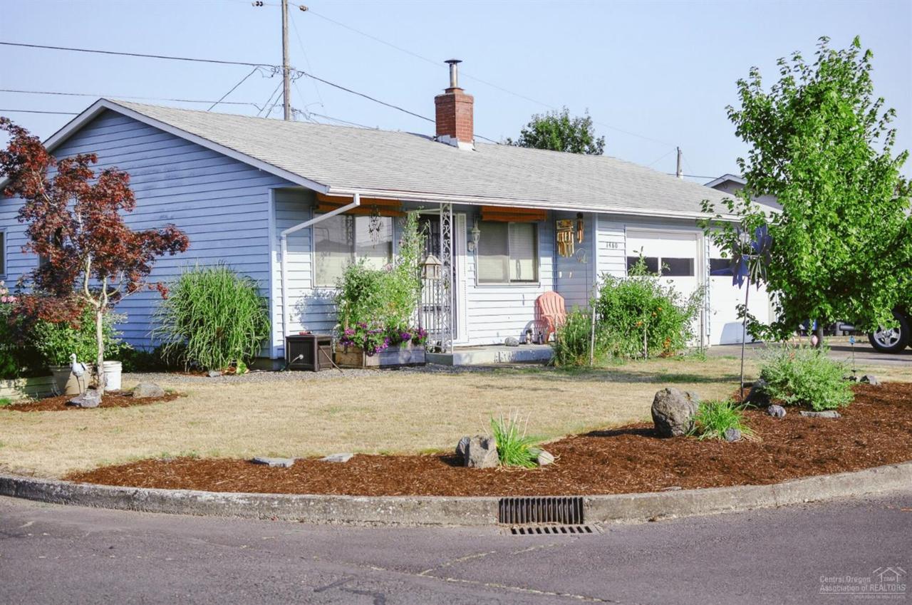 1480 Thompson Road - Photo 1