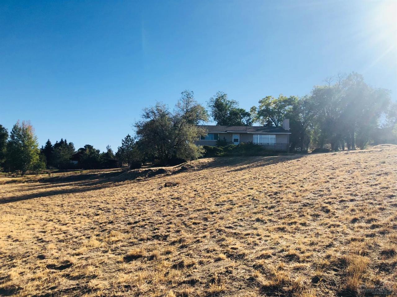 1181 Lower Drive - Photo 1