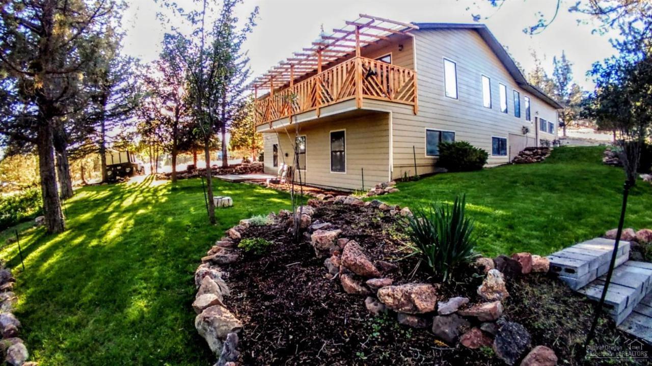 11334 Circle Avenue - Photo 1