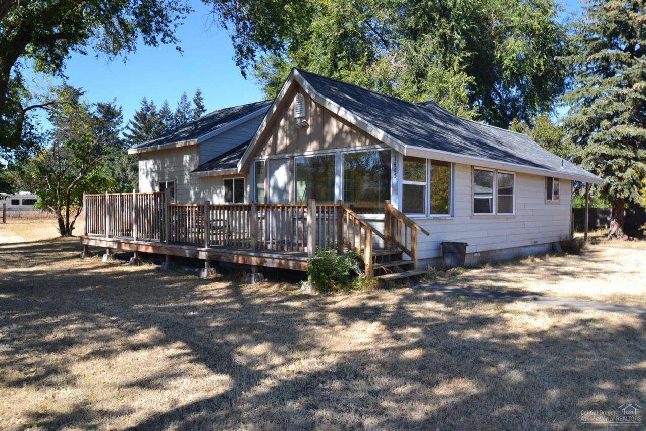 1415 May Lane - Photo 1