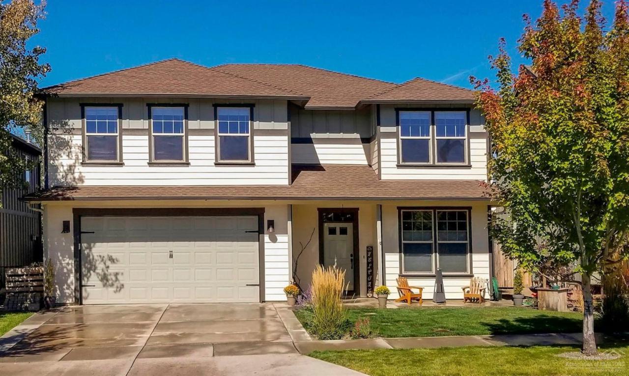21184 Clairaway Avenue - Photo 1