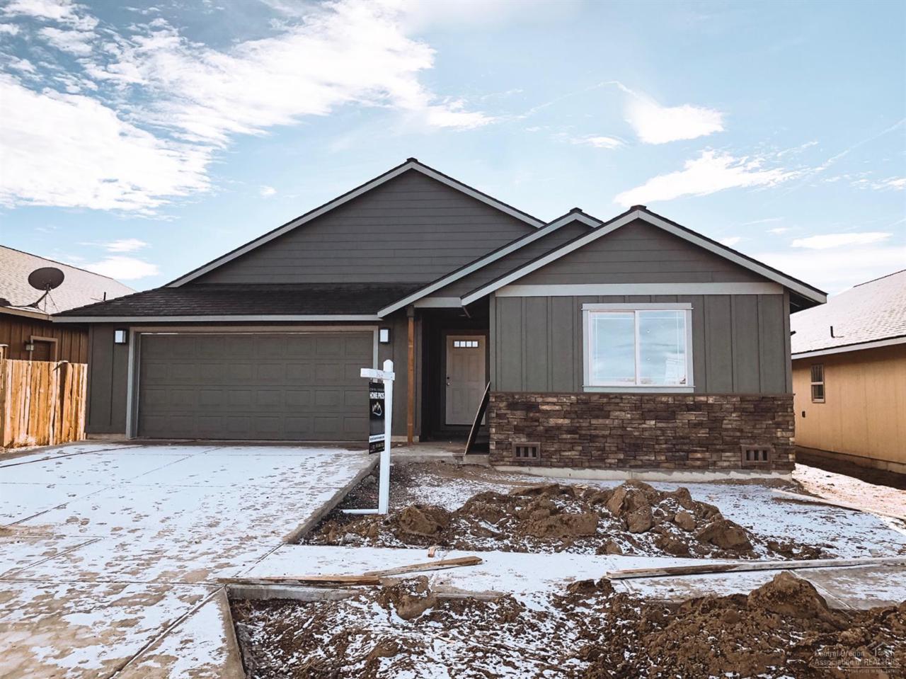 3054 Dogwood Avenue - Photo 1