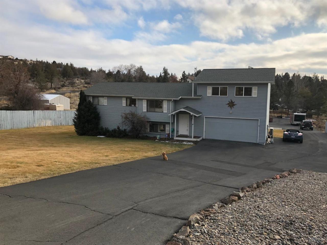 1703 Hilltop Lane - Photo 1