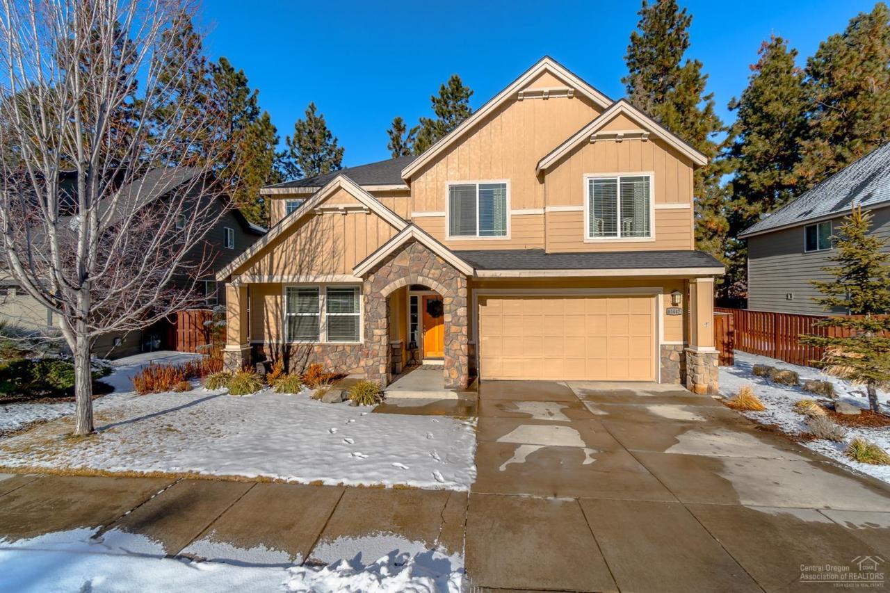 61047 Snowberry Place - Photo 1