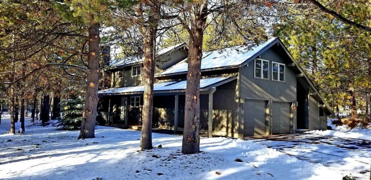 57547 Hoodoo Lane - Photo 1