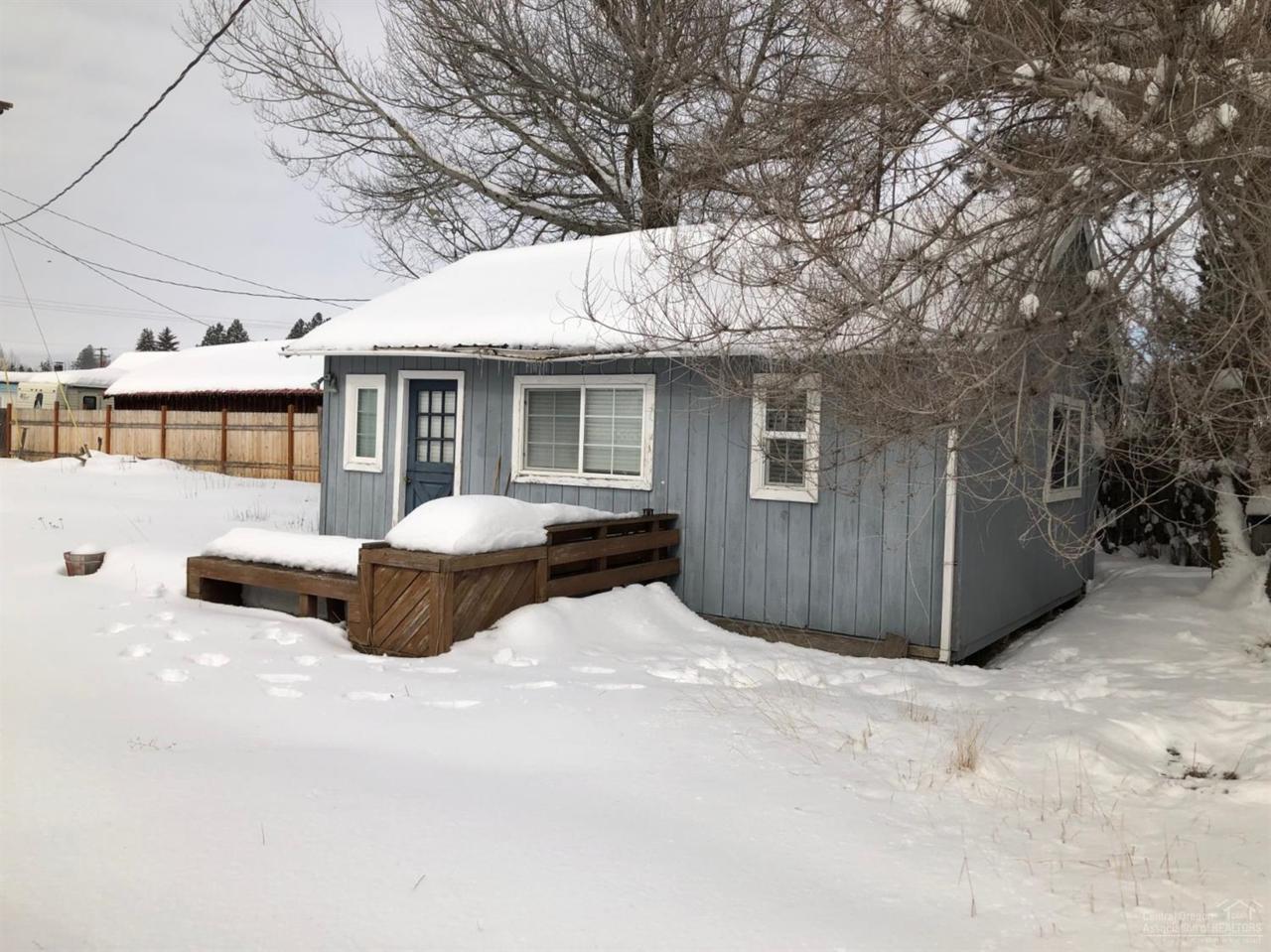 301 Pine Street - Photo 1