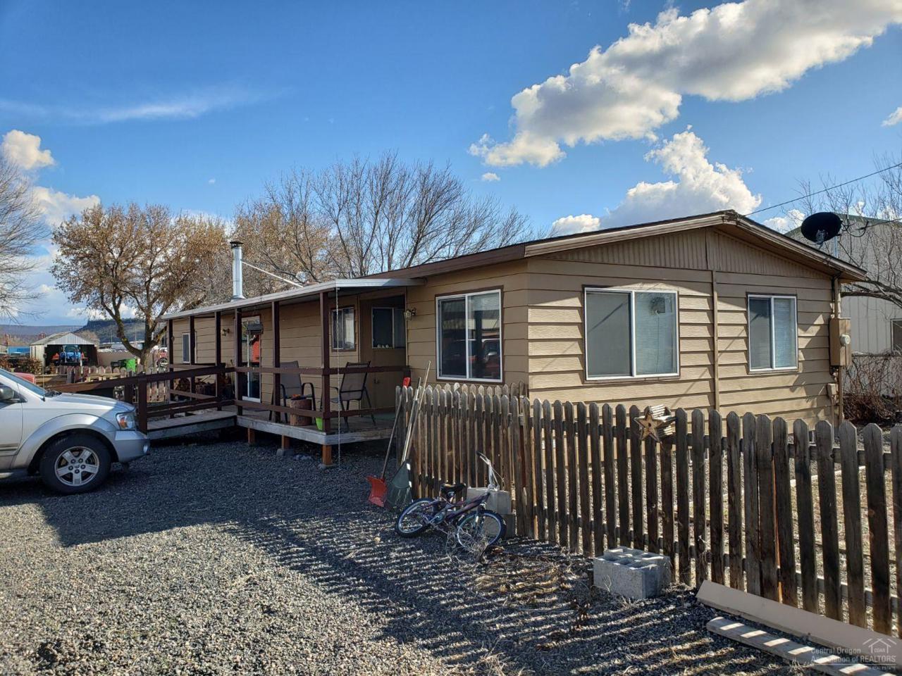 1223 Madras Highway - Photo 1