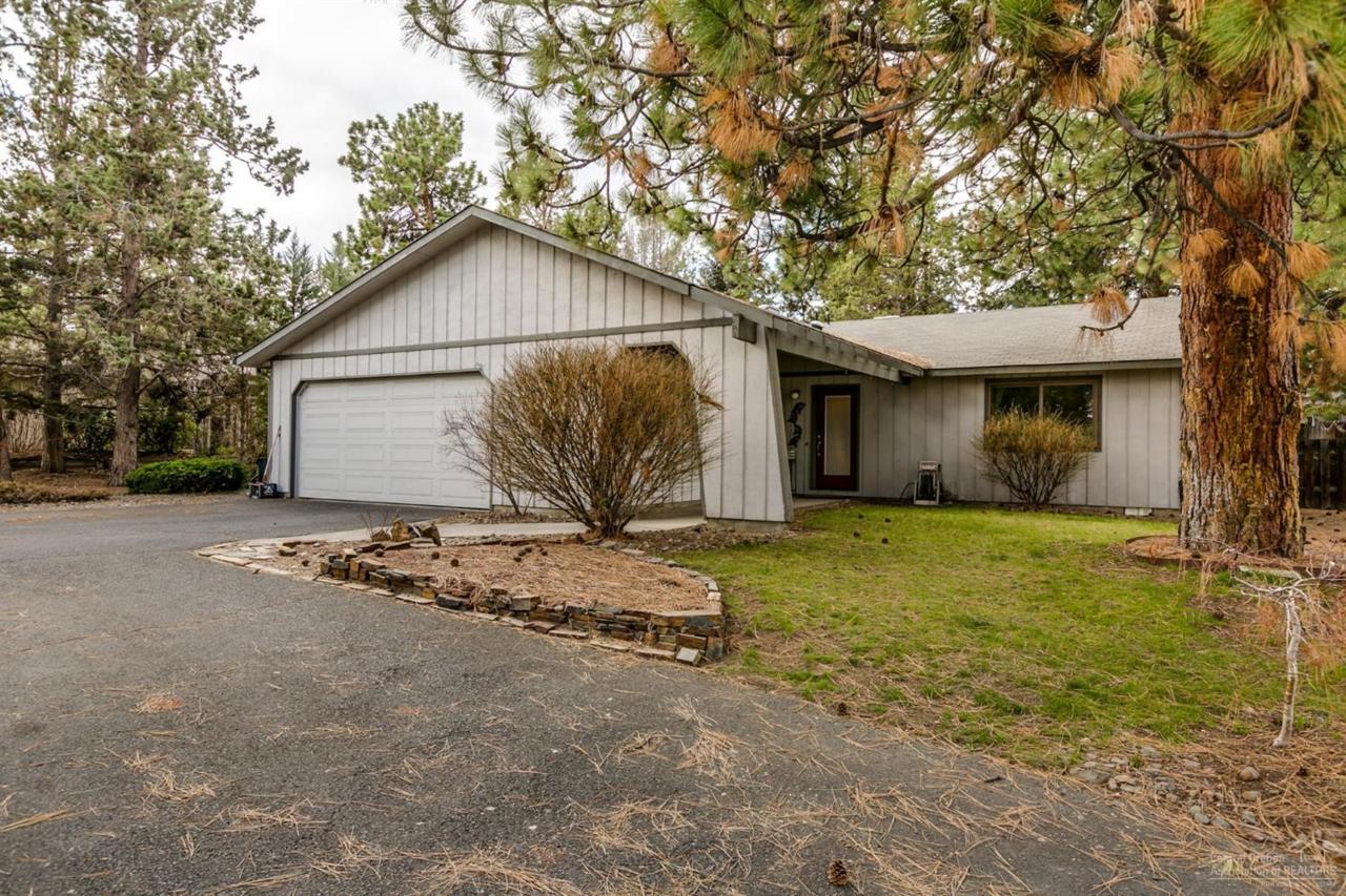 769 Breitenbush - Photo 1
