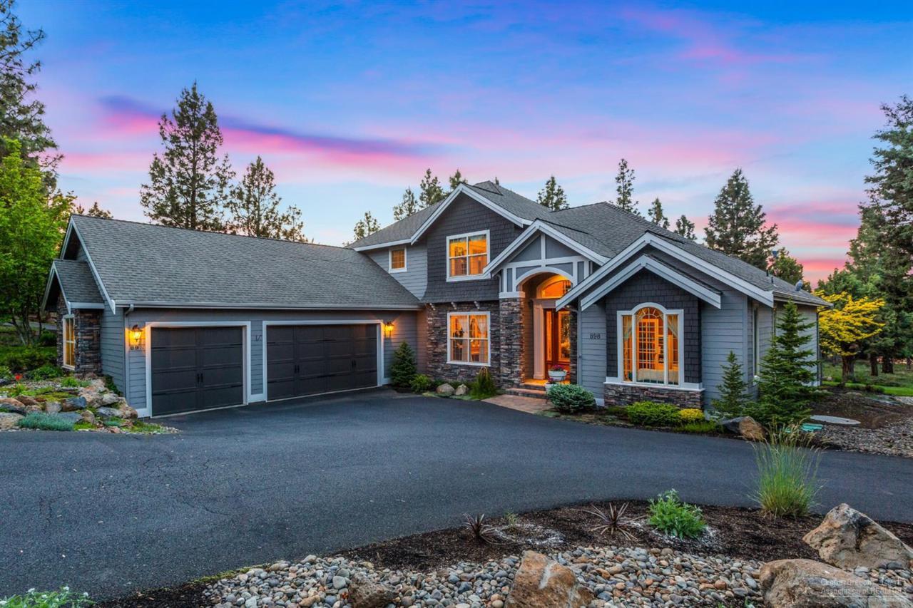 898 Yosemite Drive - Photo 1