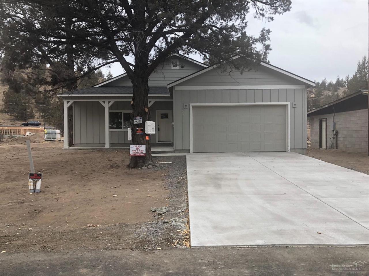 64590 Wood Avenue - Photo 1