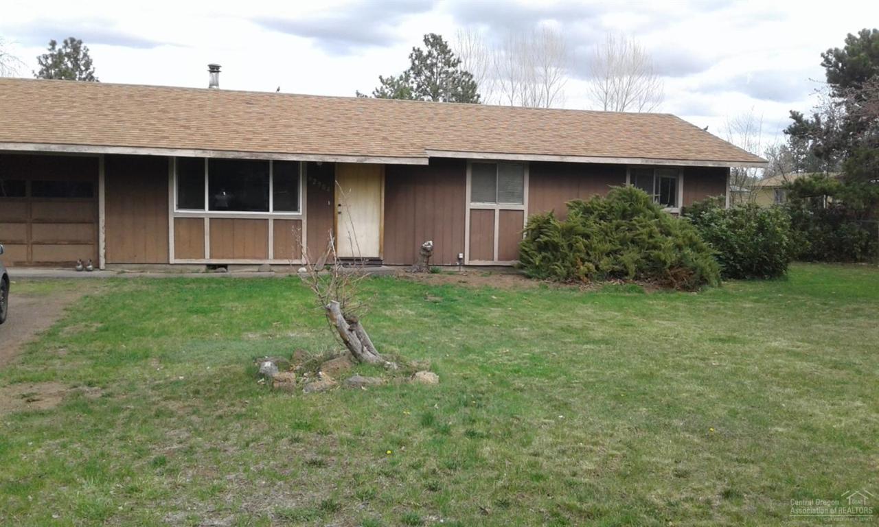 62984 Clyde Lane - Photo 1