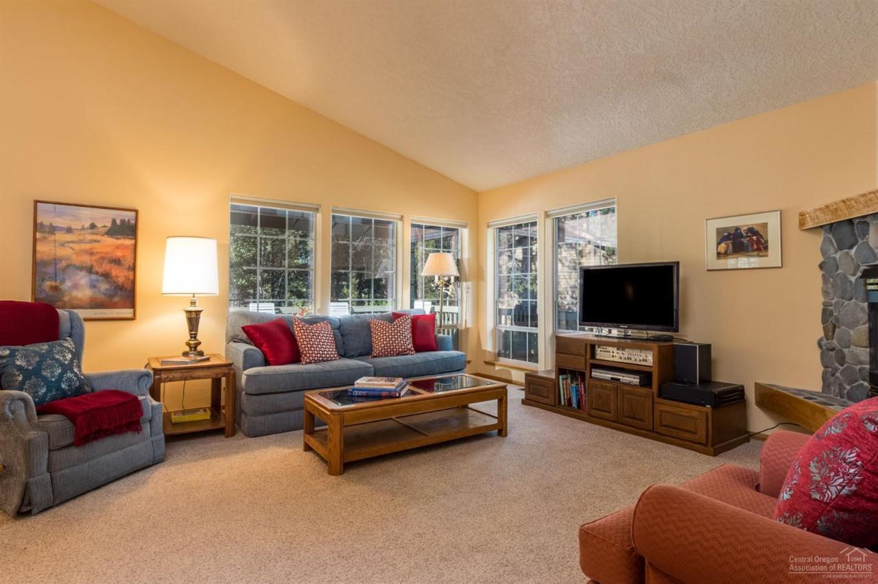 18246 Ollalie Lane - Photo 1