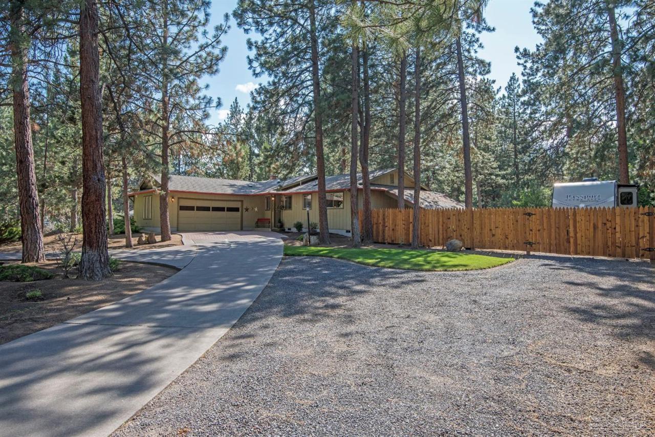 61127 Deer Valley Drive - Photo 1