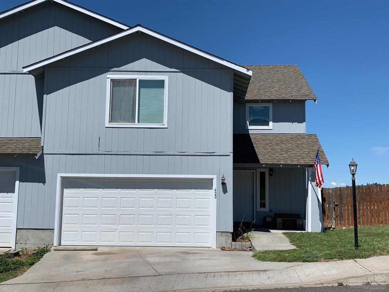 422 Carmen Way - Photo 1