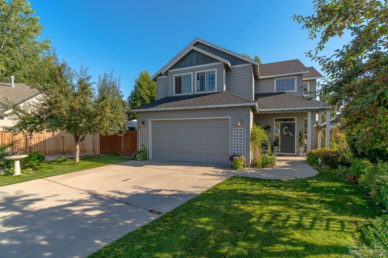 1433 Spruce Court - Photo 1