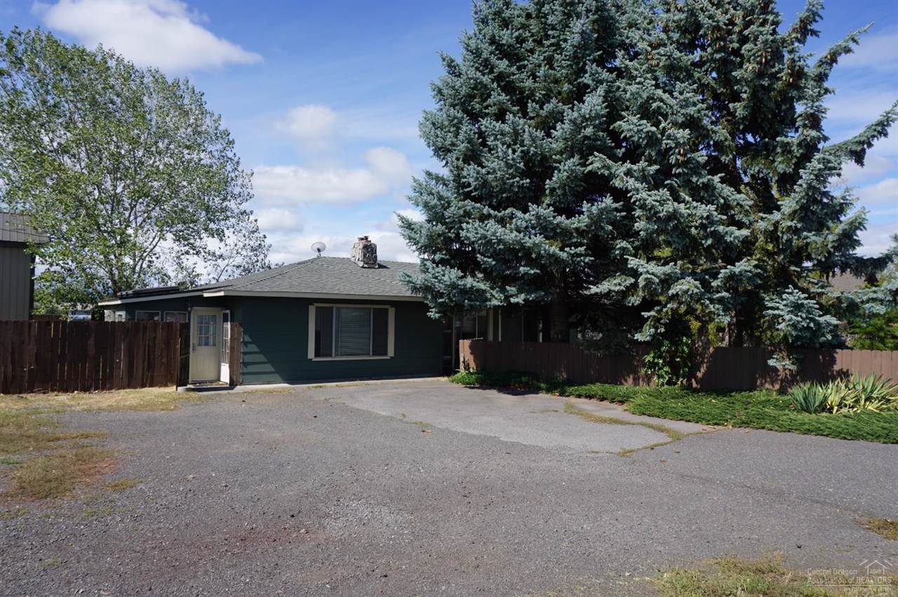 61647 27th Street - Photo 1