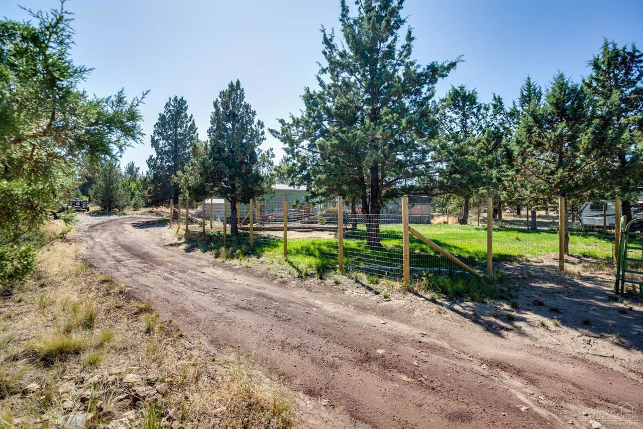 8121 High Cone Drive - Photo 1