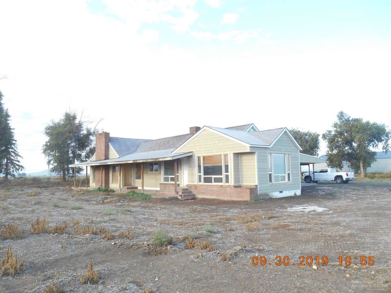 1181 Elm - Photo 1