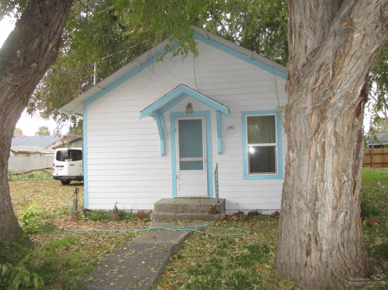 292 9th Street - Photo 1