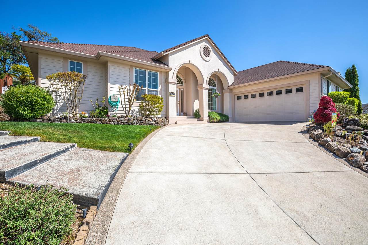 371 Patricia Lane - Photo 1 371 Patricia Lane - Photo 1