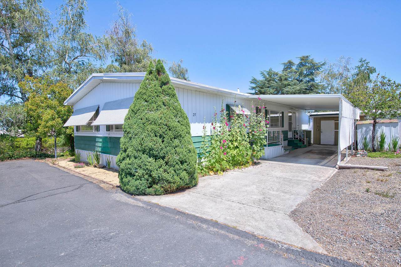 3955 Stage Road - Photo 1
