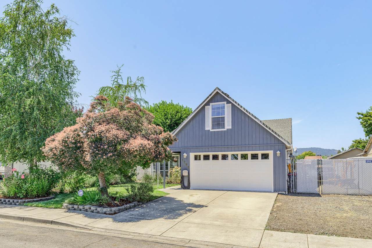 1295 Circle Wood Drive - Photo 1
