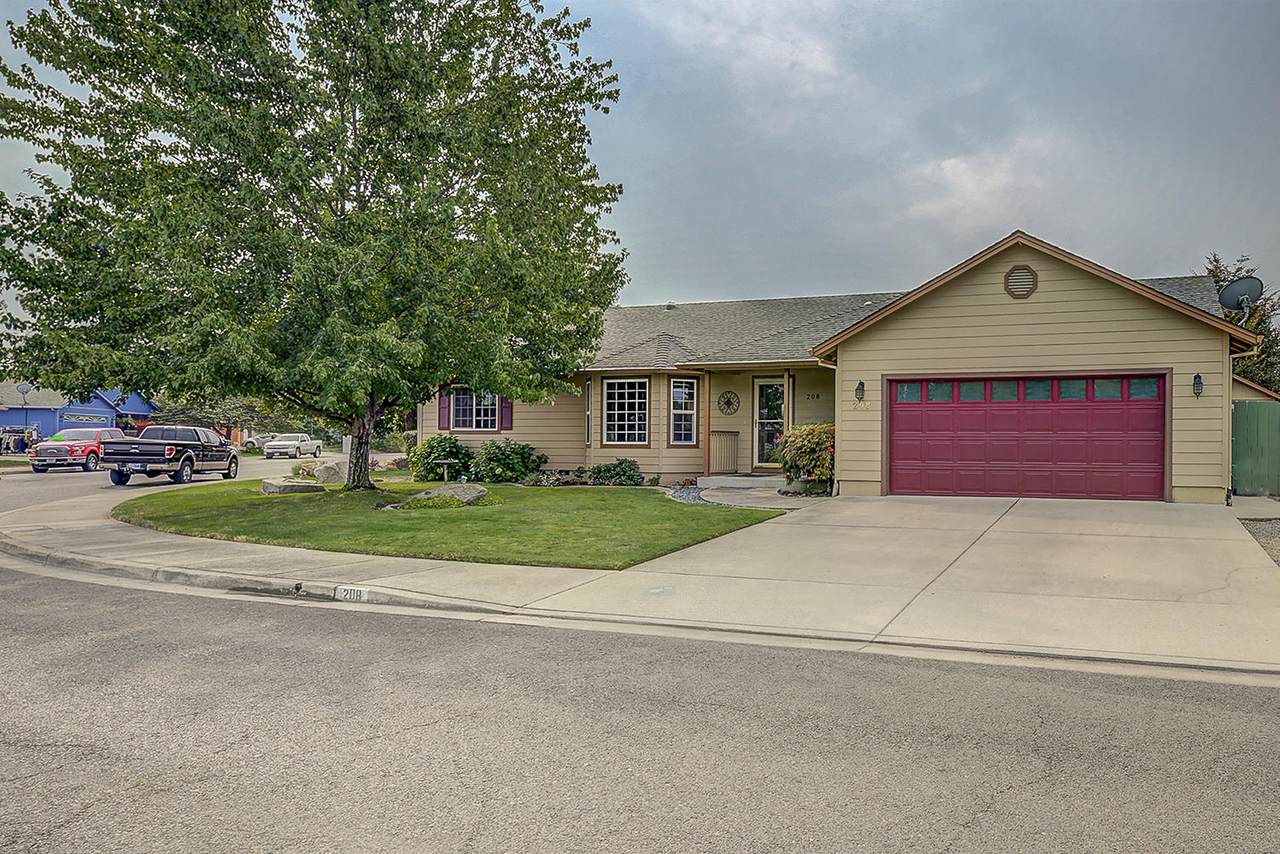 208 Jared Court - Photo 1