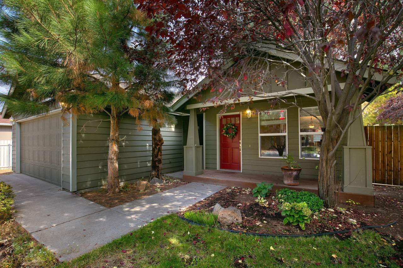 63324 Lavacrest Street - Photo 1