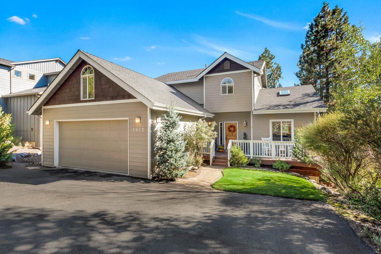 1915 Prestwick Place - Photo 1