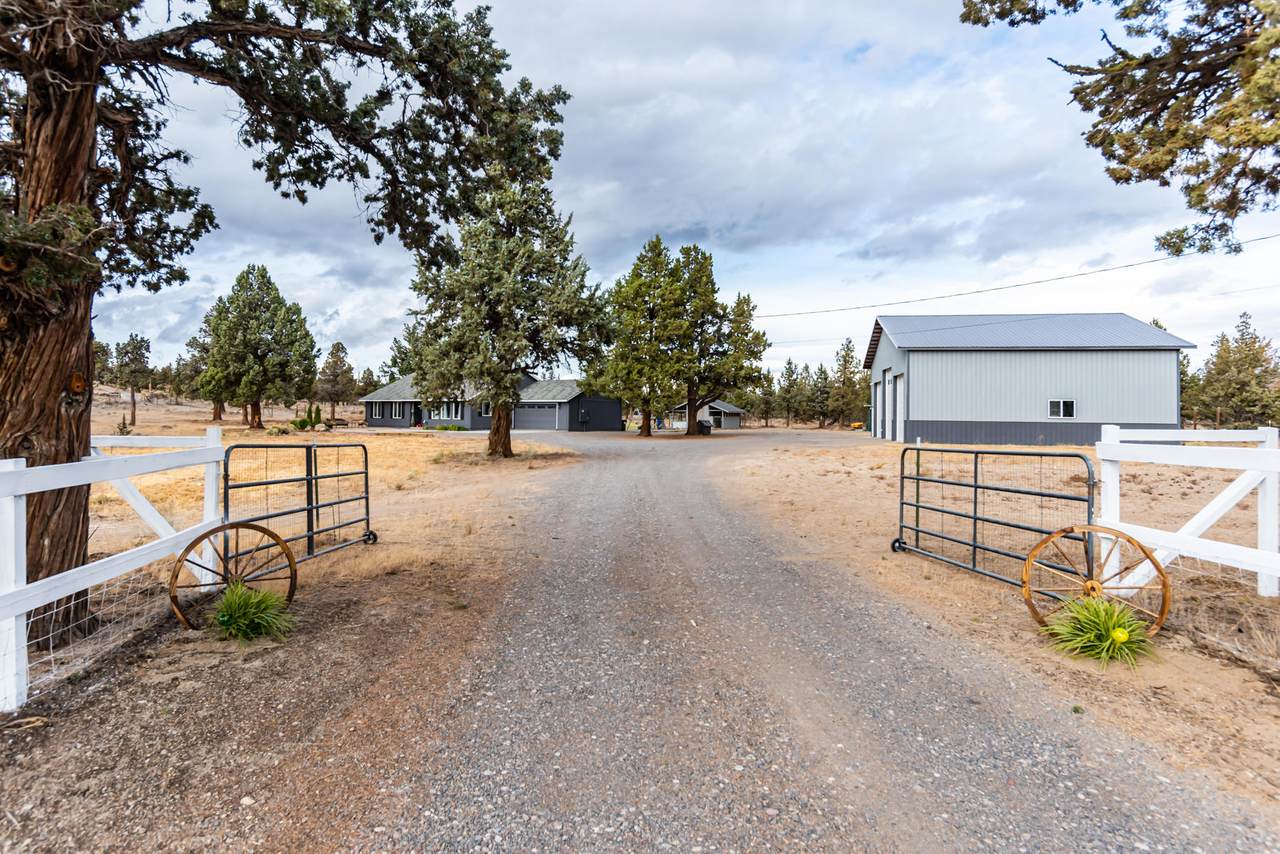 25230 Cultus Lane - Photo 1