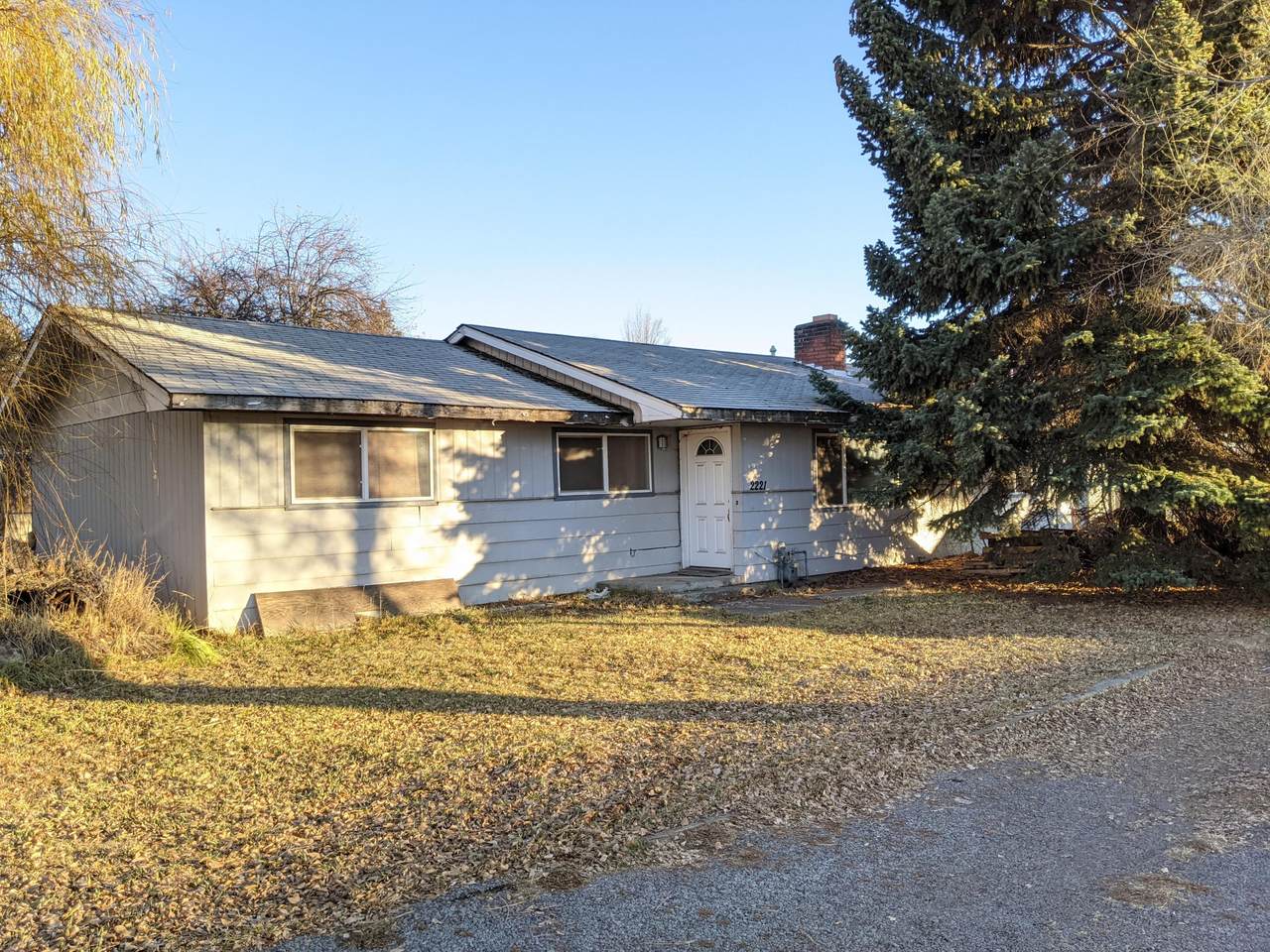 2221 Madison Street - Photo 1