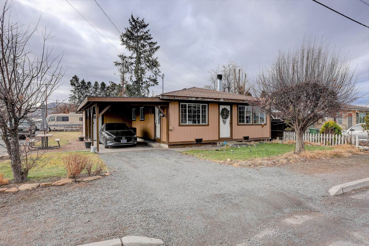 300 C Street - Photo 1