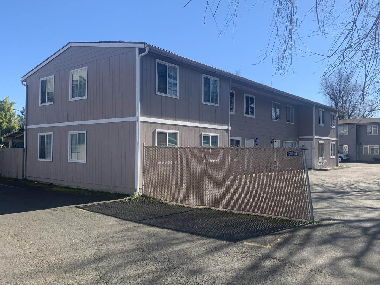 1215 Main Street - Photo 1