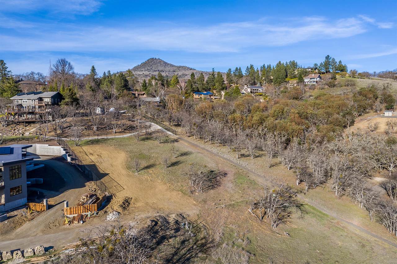 4055 Monte Vista Drive - Photo 1
