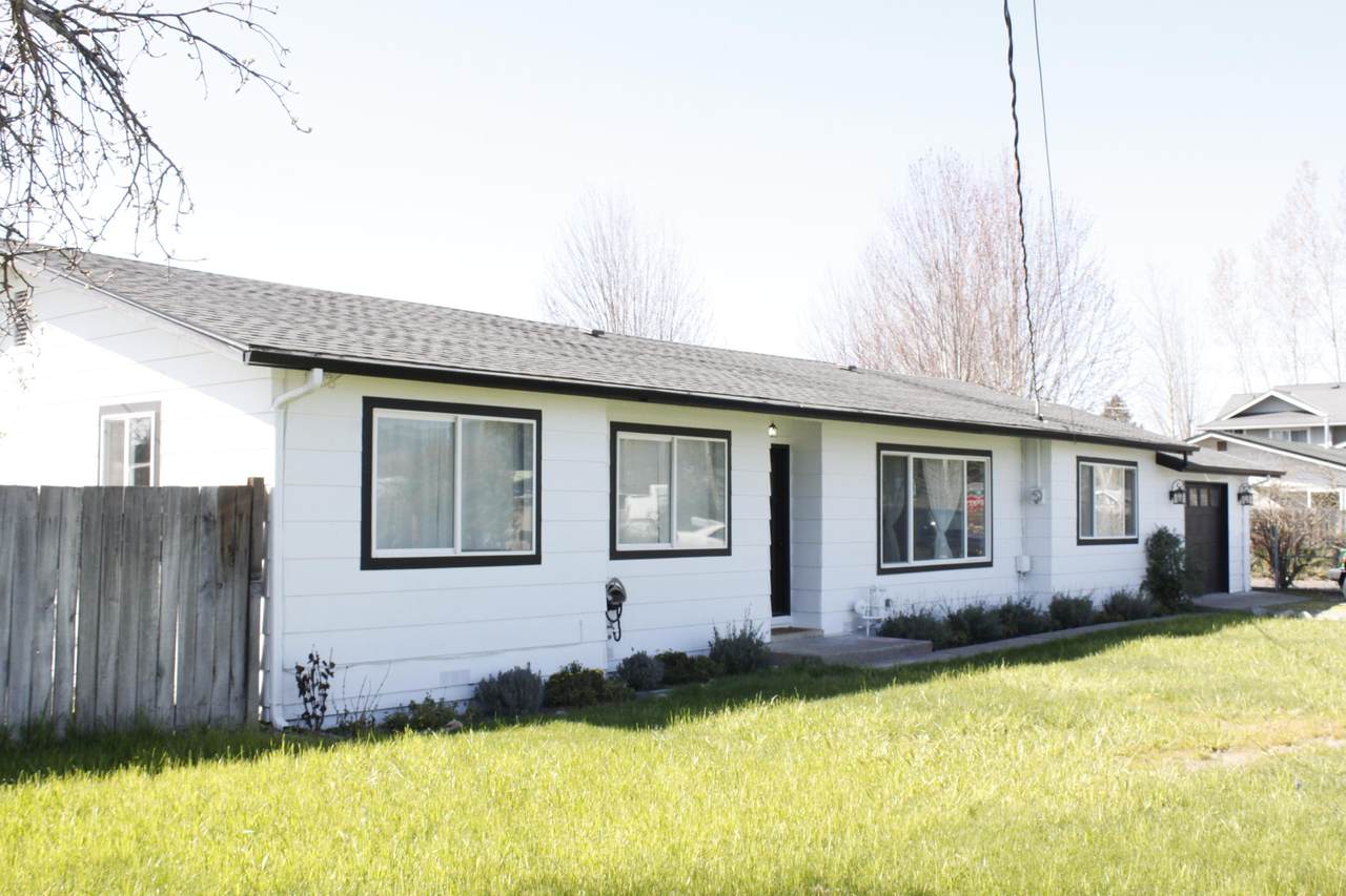 120 Neila Lane - Photo 1