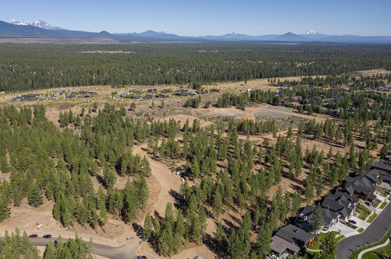 62597-94 Mt Hood Drive - Photo 1