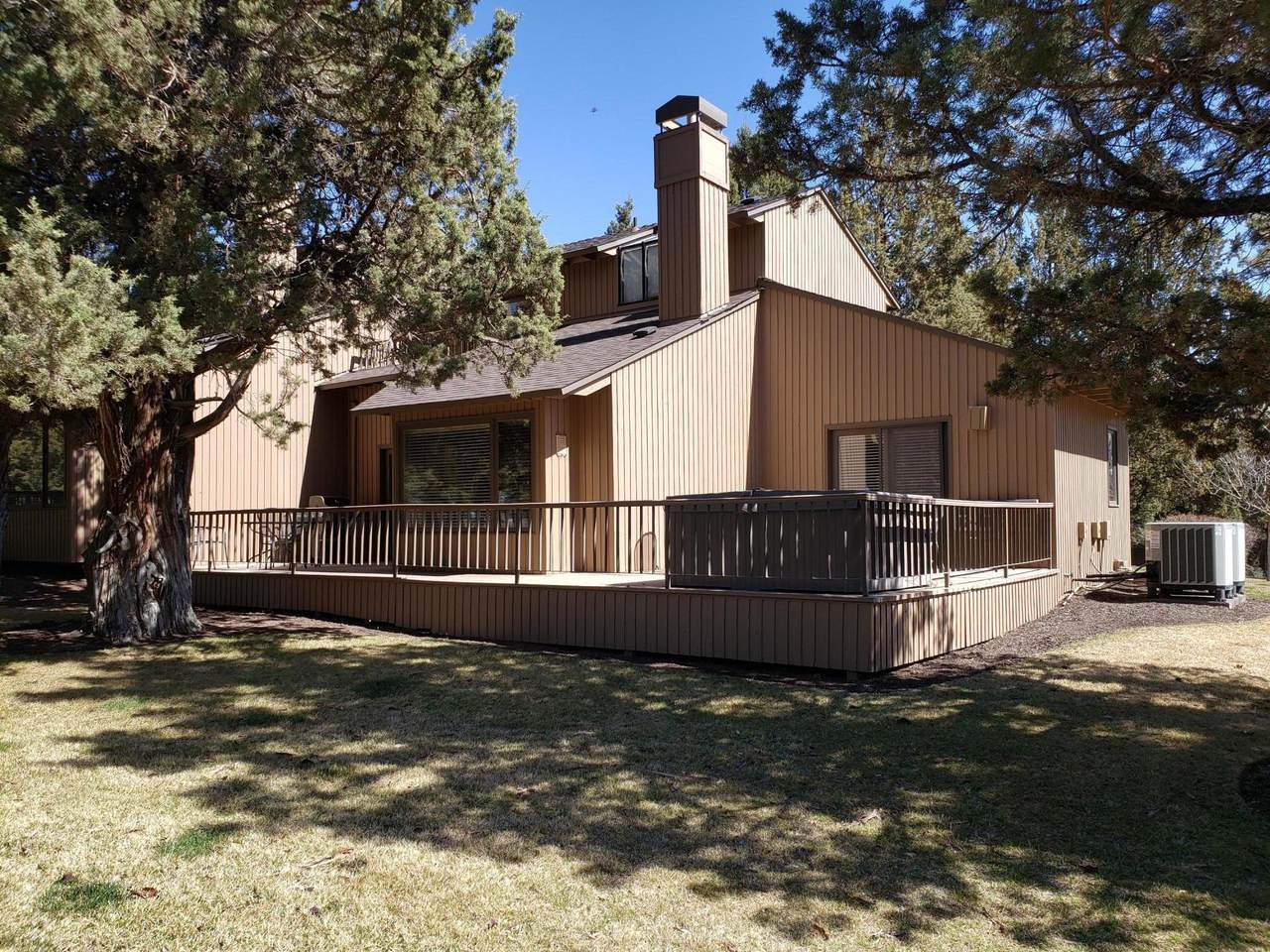 1987 Redtail Hawk Drive - Photo 1