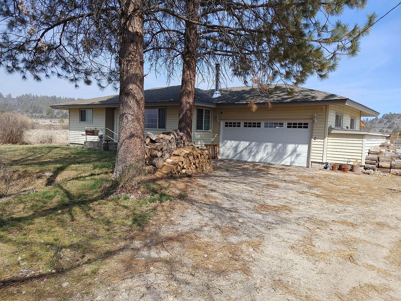 31833 Deschutes Street - Photo 1