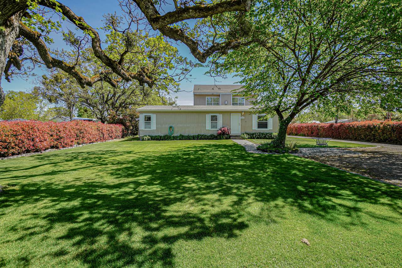 6684 Table Rock Road - Photo 1