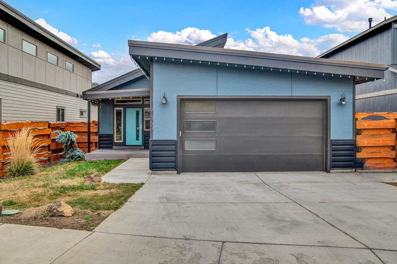 61360 Kobe Street - Photo 1