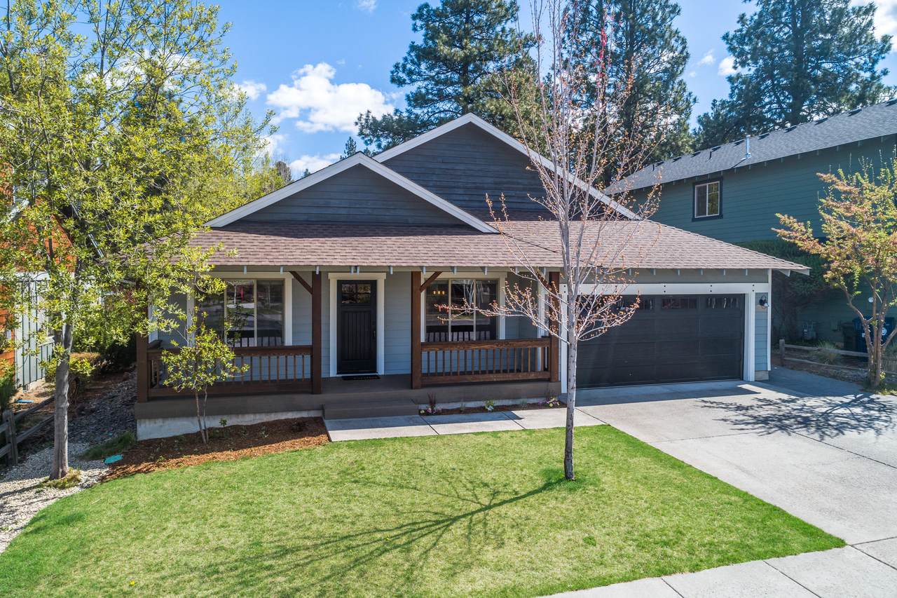 2336 Summerhill Drive - Photo 1
