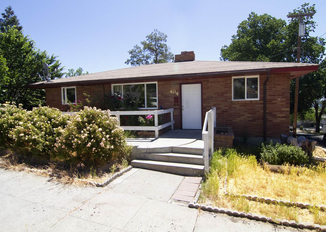 404 Washington Street - Photo 1