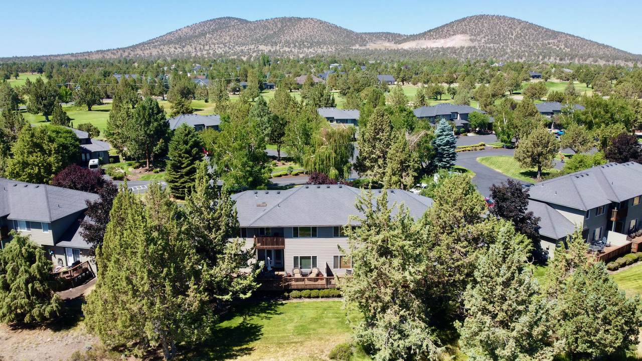 1052 Golden Pheasant Drive - Photo 1