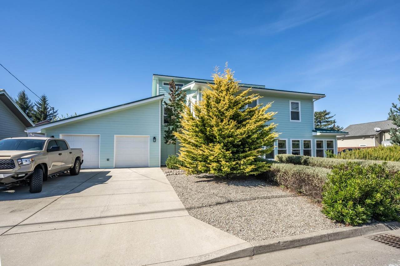 1264 Fenwick Street - Photo 1